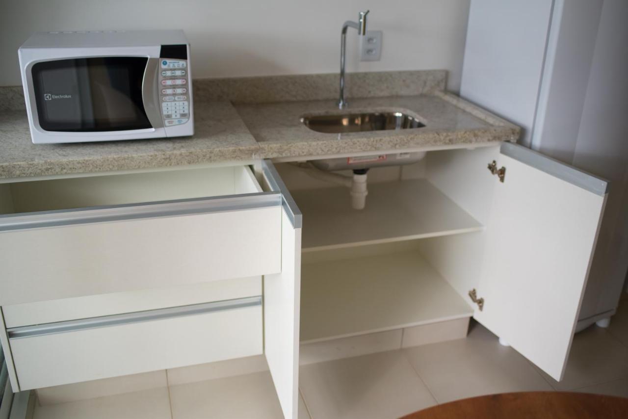 Dois Apes . Evian Go Apartment *