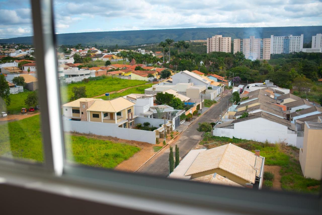 Dois Apes . Evian Go Apartment Caldas Novas