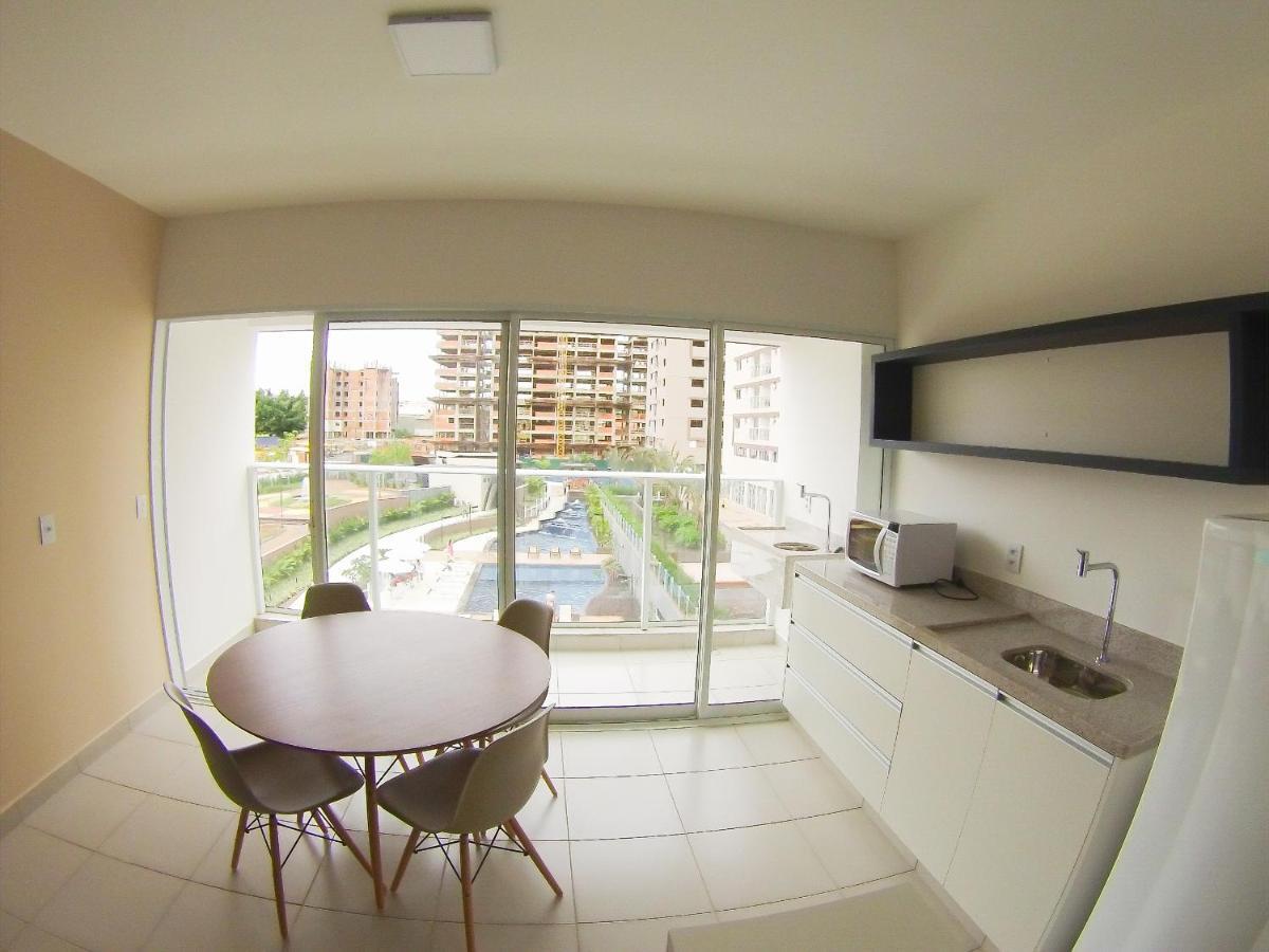 Apartamento Dois Apes . Evian Go *